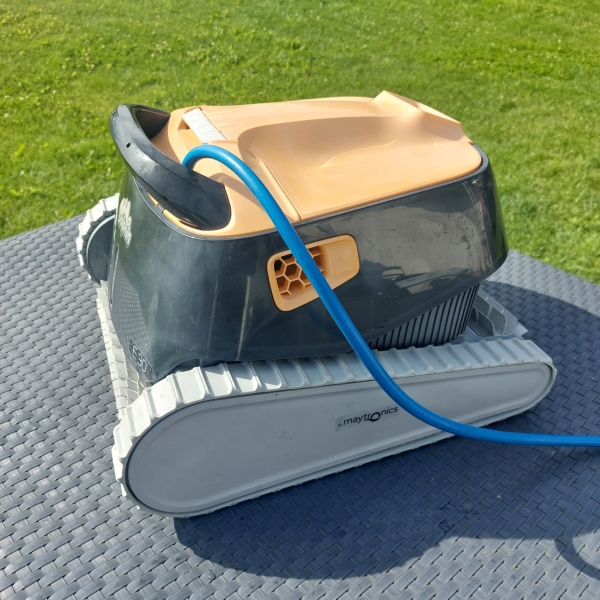 Dolphin E30 Maytronics Poolroboter ( Generalüberholt )
