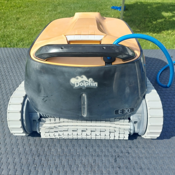 Dolphin E30 Maytronics Poolroboter ( Generalüberholt )